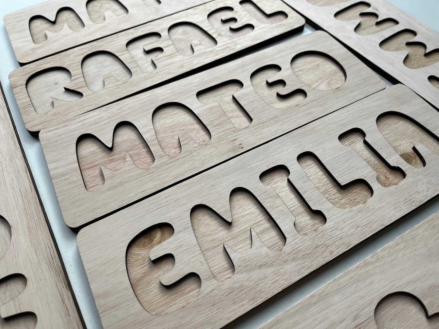 Puzzle de Madera con Nombre Personalizado para Niños – Juguete Educativo y Decorativo